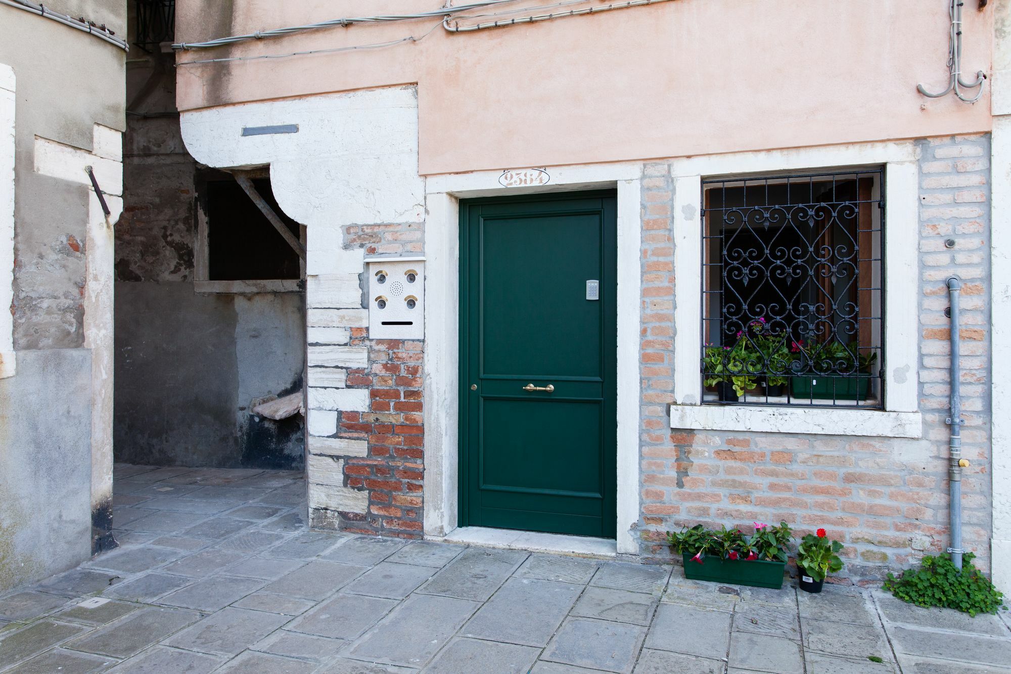 Prince Apartments Venesia Bagian luar foto